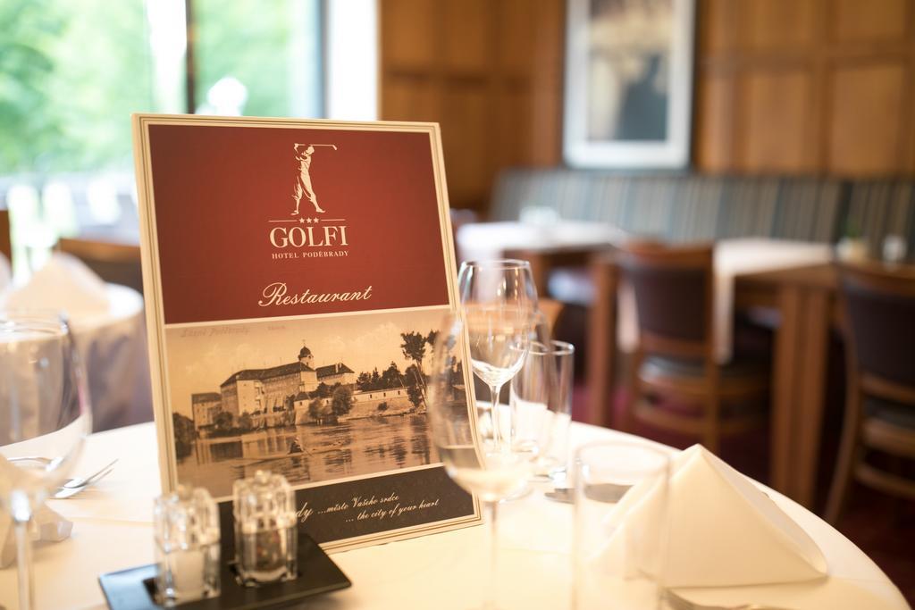 Hotel Golfi Poděbrady Exterior foto